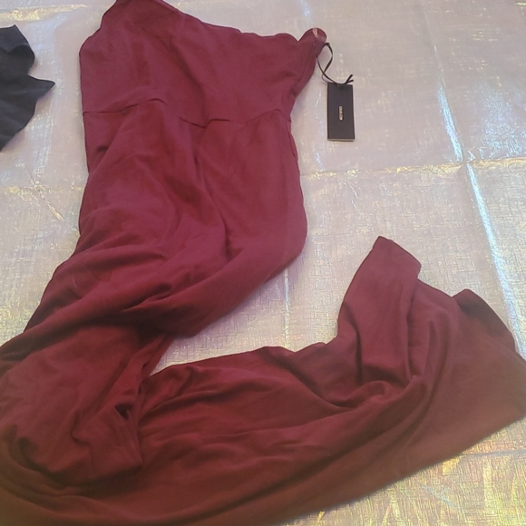 Nwt lulus stretch knit one shoulder dress small - Picture 3 of 4